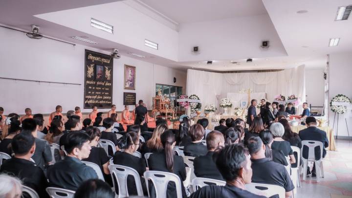 ร่วมเป็นขวัญกำลังใจแก่ข้าราชการครูและบุคลากรทางการศึกษา ณ วัดนครสวรรค์ พระอารามหลวง