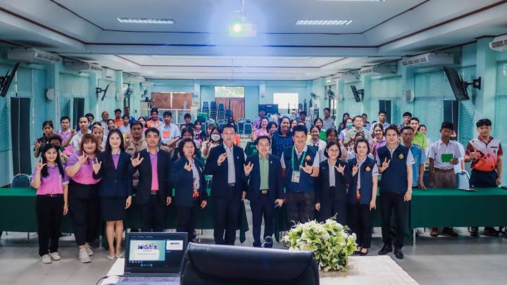 โครงการส่งเสริมกิจกรรมประชาธิปไตยในสถานศึกษา