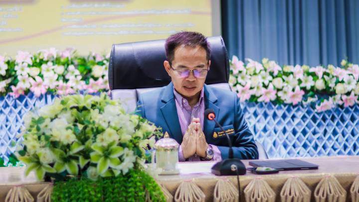กิจกรรมการสวดมนต์ เจริญภาวนา และนั่งสมาธิ พร้อมรประชุมคณะทำงาน บุคลากรสำนักงานเขตพื้นที่การศึกษาประถมศึกษานครสวรรค์ เขต 3